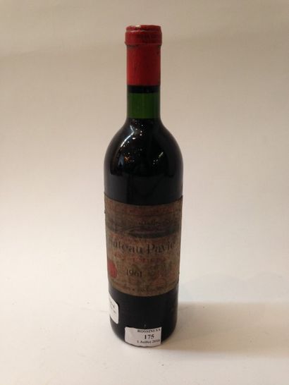 null 1 bouteille CH. 	PAVIE, 1° Grand Cru St-Emilion 	1961	 (tachée) 