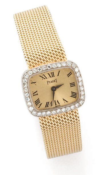 PIAGET Montre bracelet de dame or jaune, lunette sertie de diamants. 
