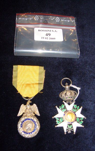 null Ensemble de deux décorations: -Chevalier Legion d'Honneur II Empire. (petit...