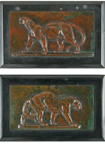 BARYE Antoine Louis, 1796 -1875 Le opard - Panthere marchant Deux plaques en bronze...
