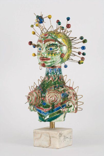 CARZOU (1907-2000) Princesse, 1977 Buste en ceramique a glacure polychrome vernissee...