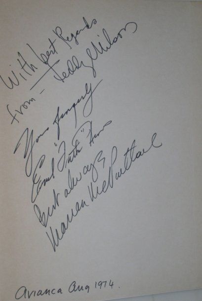 null menu d'un voyage en avion en 1974 avec les signatures et dédicaces de Earl Hines,...
