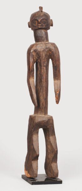 null Statue MUMUYÉ (Nigeria) La tete et le buste desaxes par rapport au bassin et...