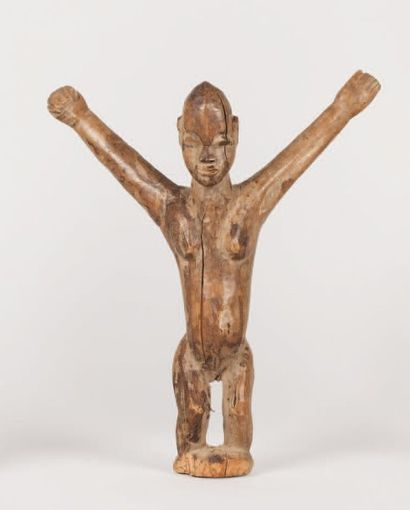 null Statuette LOBI (Burkina Faso) Les bras leves, patine brune. Haut. : 23 cm.