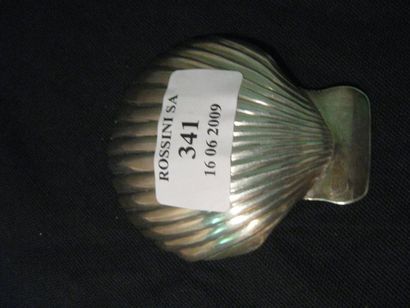 null Coquille baptismale, argent, fabricant L.M. Poids : 26,30g.