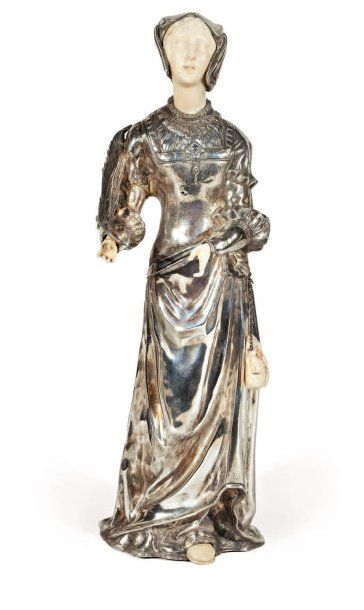 null Statue femme argent "Femme à l'aumônière tenant une palme". Argent et ivoire....