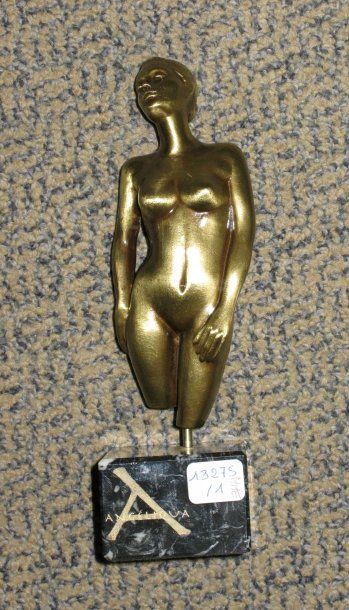Marie Paule DEVILLE-CHABROLLE Angélique Sculpture en bronze doré sur un socle en...