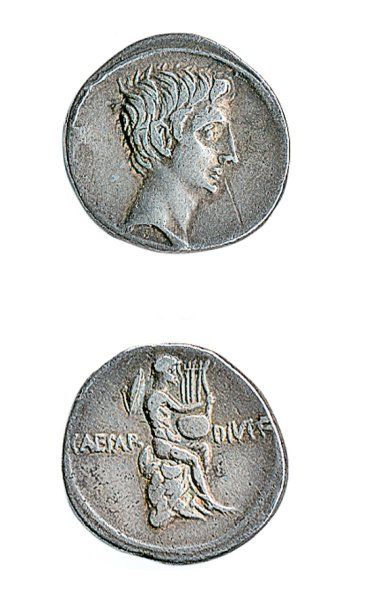 ROME, Auguste (31 av.- 14). Denier au buste de l'empereur. R / Mercure ou Apollon...