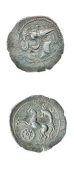 GAULE, Aulerques Eburovices. Monnaie d'argent lamellaire (0,99 g.) à la tête de Pallas...
