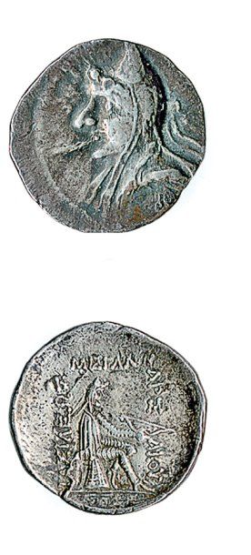 GRECE, Parthie, Mithradate I (171-138). Drachme au buste du roi portant le bashlik....