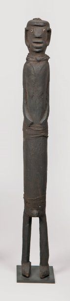 null Grande statue M'BUGU (Tanzanie) Sculpture longiligne à petite tête ronde, bouche...