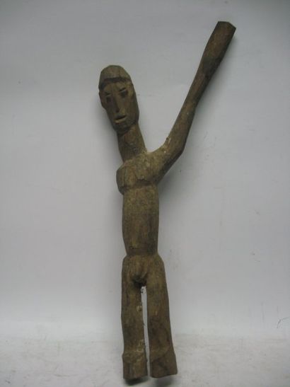 null Statuette LOBI (Burkina Faso) Puissante sculpture masculine, le bras gauche...