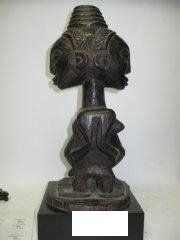 null Statuette LUBA / HEMBA (République Démocratique du Congo) Janiforme, du type...