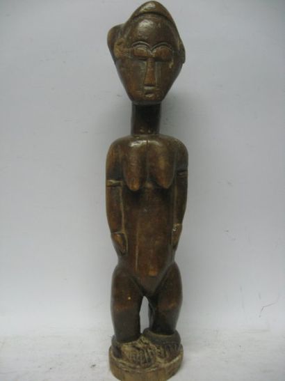 null Statuette BAOULE (République de Côte d'Ivoire) Petit personnage féminin, les...