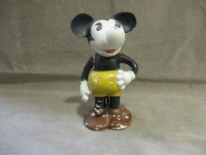 null Figurine de Mickey en biscuit au bras articulé. Années 1930, de fabrication...