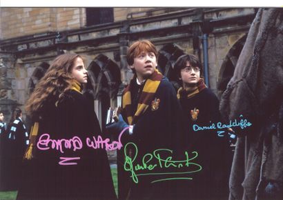 null Photographie originale dédicacée de Harry Potter signée par les trois acteurs...