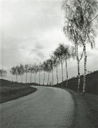 RENE-JACQUES (René Giton, dit) (1908-2003) Route d'Allemagne, 1948 -1949 Tirage argentique...