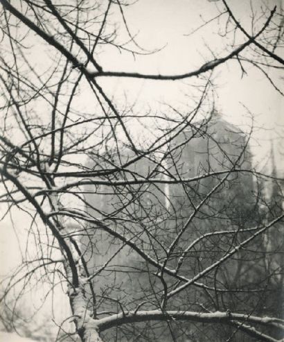 Notre-Dame, Paris sous la neige, ca. 1950...