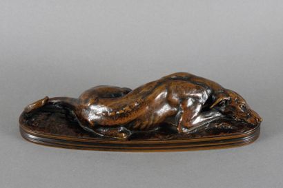 Antoine Louis BARYE Lévrier couché
Bronze à patine brune, fonte ancienne
Sur la terrasse:...