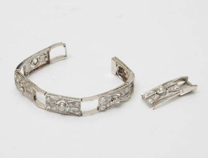 null Élément de bracelet en or gris 18K (750) articulés de motifs rectangulaires...