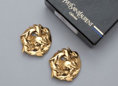[ Yves Saint Laurent Collection ]

Paire...