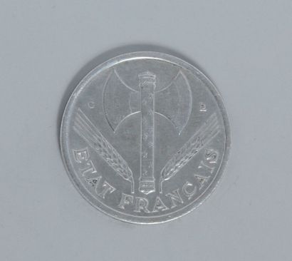 null ÉTAT FRANÇAIS (1940-1944). 1 franc bazor "Petit c", 1944.

Superbe

