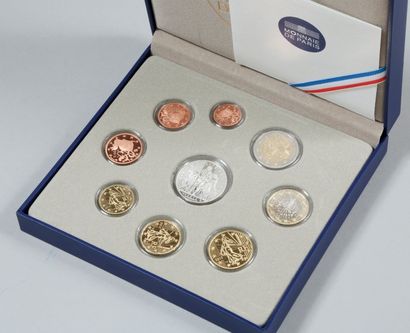 null MONNAIE DE PARIS

Série en euros de pièces Françaises courantes 2012, qualité...