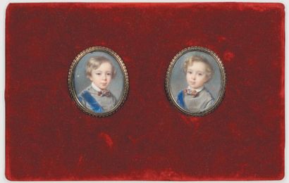 François Meuret (1800 -1887) Paire de portraits d'enfants en costume gris. Miniatures...