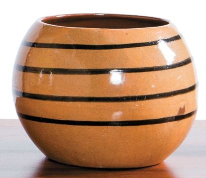FRANCIS JOURDAIN (1876-1958) Vase en céramique à corps sphérique et col ouvert. Email...
