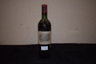 null 1 bouteille CH. 	LAFITE-ROTHSCHILD, 1° cru Pauillac 1964	 (es, TLB) 