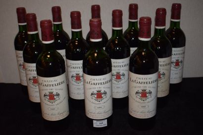null 12 bouteilles CH. LA GAFFELIERE, 1° Grand Cru St-Emilion 1986 (es, 5 TLB, 1...