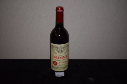 null 1 bouteille PETRUS, Pomerol 1992

