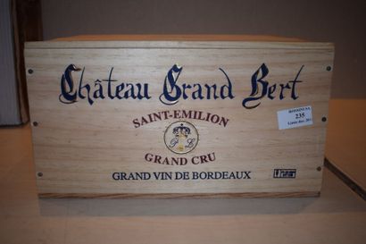 null 6 bouteilles CH. GRAND BERT, St-Emilion 2011 cb 