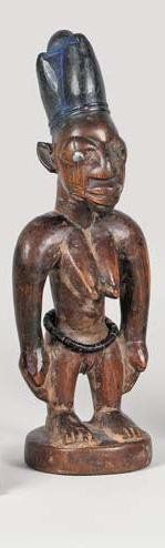 AFRIQUE Statuette YOROUBA (Nigeria) Statuette " Ibeji" féminine, style d'Oyo, bois...