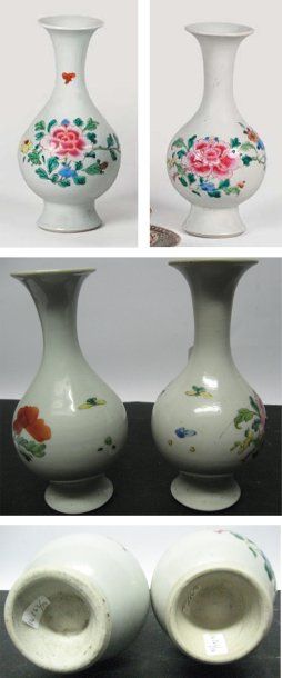ASIE Deux petits vases à panse globulaire et haut col évasé, sur petit pied, en porcelaine...