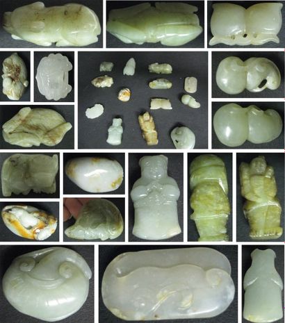 ASIE Lot de treize pendentifs en jade néphrite représentant personnages, animaux,...
