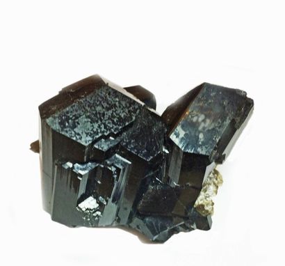 null Deux TOURMALINES noires d'Erongo, Namibie : un joli groupe (10 cm) de cristaux...