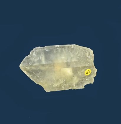null Quatre minéraux : GYPSE : "Ramshorn" sur gangue d'Afrique du Nord (11 cm); cristal...