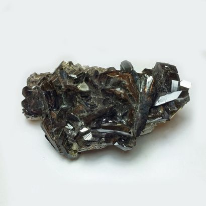 null Jolie AXINITE, avec micro CALCITE, à cristaux épais brillants (9 x 6 x 5 cm),...