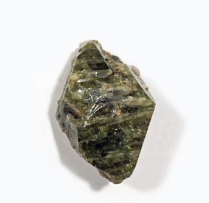 null Deux minéraux norvégiens : DIOPSIDE de Soroya, Finnmark : cristal bi-terminé...