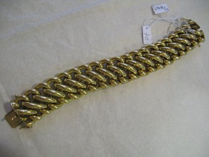 null Bracelet gourmette en or jaune. Poids : 112,7 g - Long. : 18 cm.