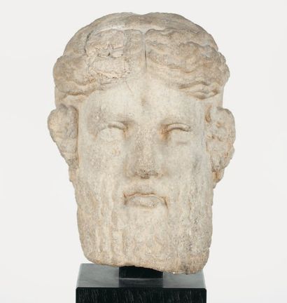 null Sommet de pilier hermaïque représentant le visage de Dionysos de face de type...