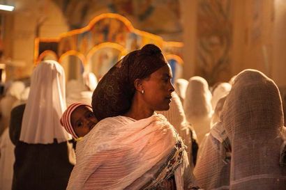 Didier Bizet (né en 1964) Célébration dans une église chrétienne, Asmara, Erythrée,...