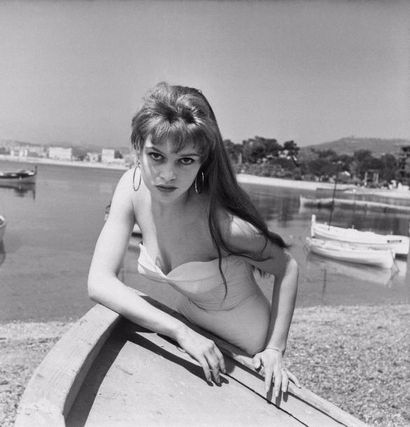 LIDO Serge (1906 - 1984)

Brigitte Bardot...