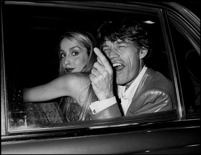 null ROSTAIN Pascal (né en 1958)
Mick Jagger et sa compagne Jerry HALL 1980
signé...