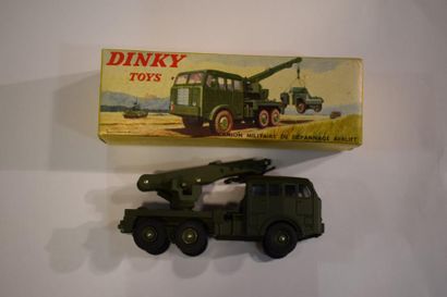 null Dinky Toys, camion militaire de dépannage berliet 