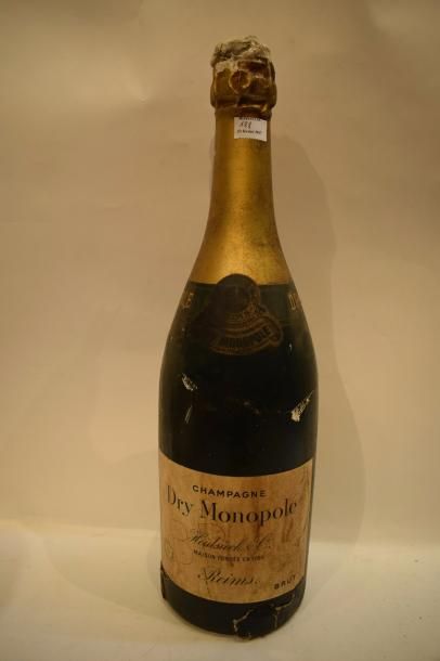 null Bouteille de champagne factice "Dry Monopole"
