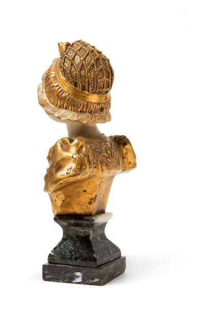 GORI Fortunato, act. 1895-1925 Jeune femme au chapeau cloche
Sculpture en bronze...