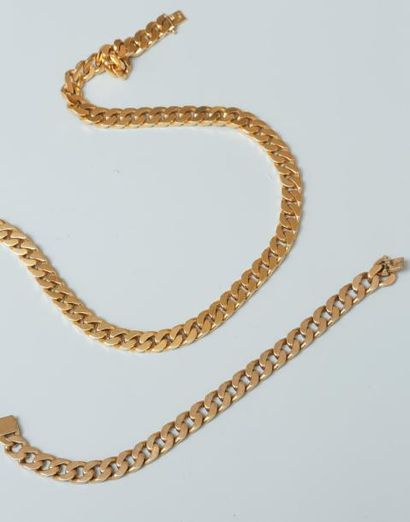 null Collier et gourmette en or jaune 18k (750) à mailles gourmette.

Poids : 136...