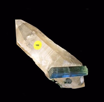 null Cristal de QUARTZ (19 cm) imparfaitement terminé portant un cristal gemme terminé...